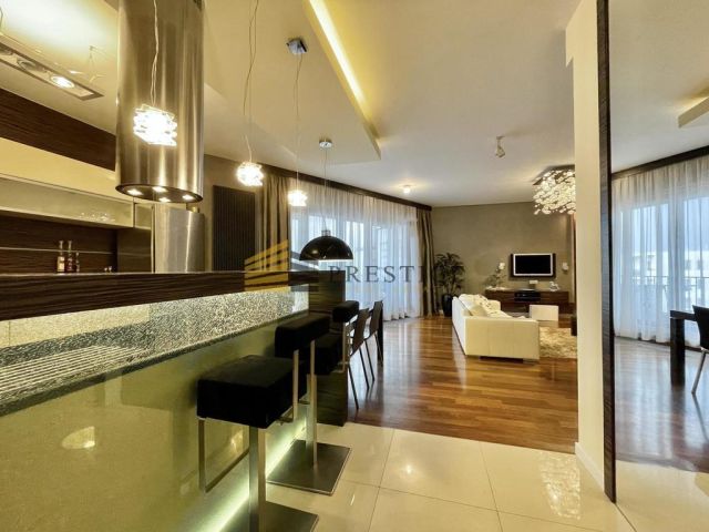 Mieszkanie 3-pokojowe Warszawa Wola, ul. Piaskowa. Zdjęcie 1