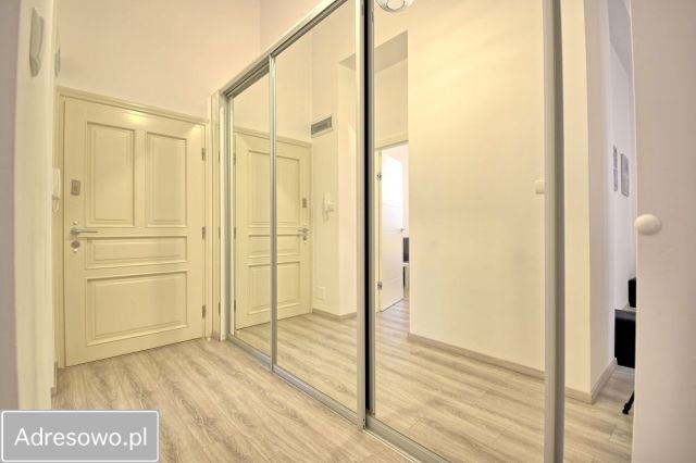 Mieszkanie 3-pokojowe Kraków Stare Miasto. Zdjęcie 1