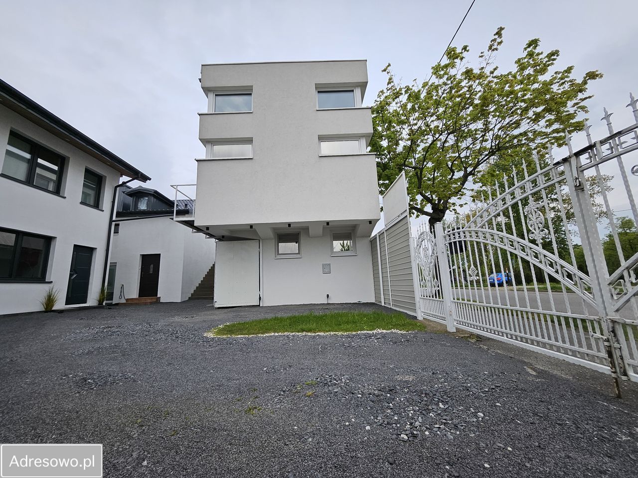 dom wolnostojący, 10 pokoi Piotrków Trybunalski Śródmieście, ul. Litewska. Zdjęcie 3