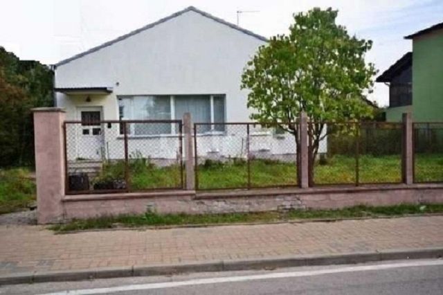 dom wolnostojący, 15 pokoi Kazanów Rynek, ul. Zwoleńska. Zdjęcie 1