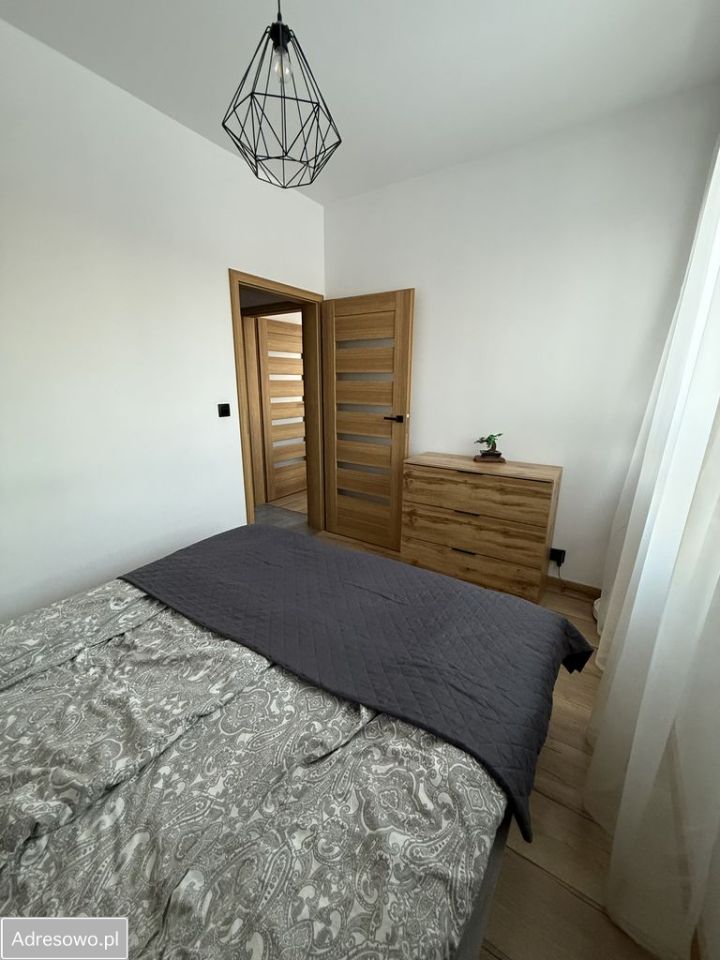 Mieszkanie 5-pokojowe Katowice Podlesie, ul. Rezedowa. Zdjęcie 4