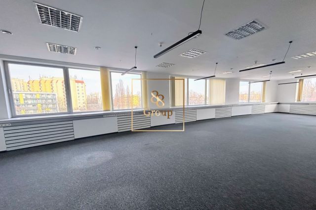 Biuro Warszawa Praga-Południe, ul. Ostrobramska. Zdjęcie 1