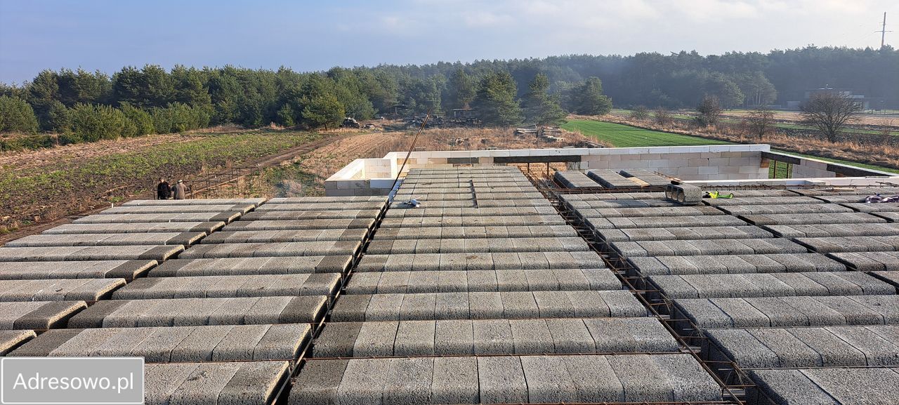 dom wolnostojący, 5 pokoi Mokre. Zdjęcie 5