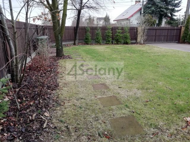dom wolnostojący, 5 pokoi Jaworowa. Zdjęcie 31