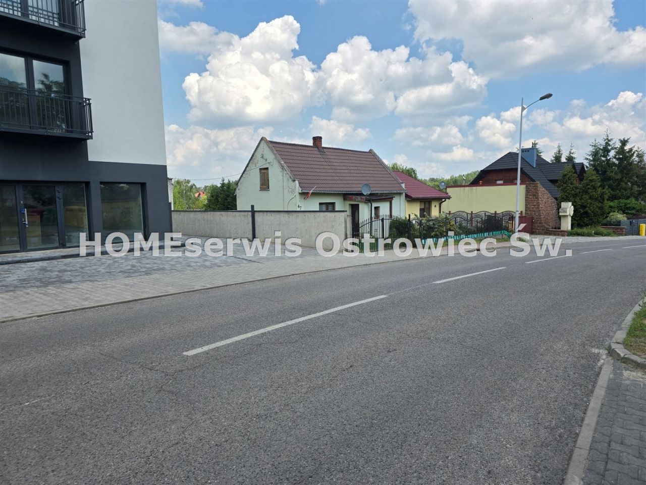 dom wolnostojący, 2 pokoje Ostrowiec Świętokrzyski Stawki. Zdjęcie 2