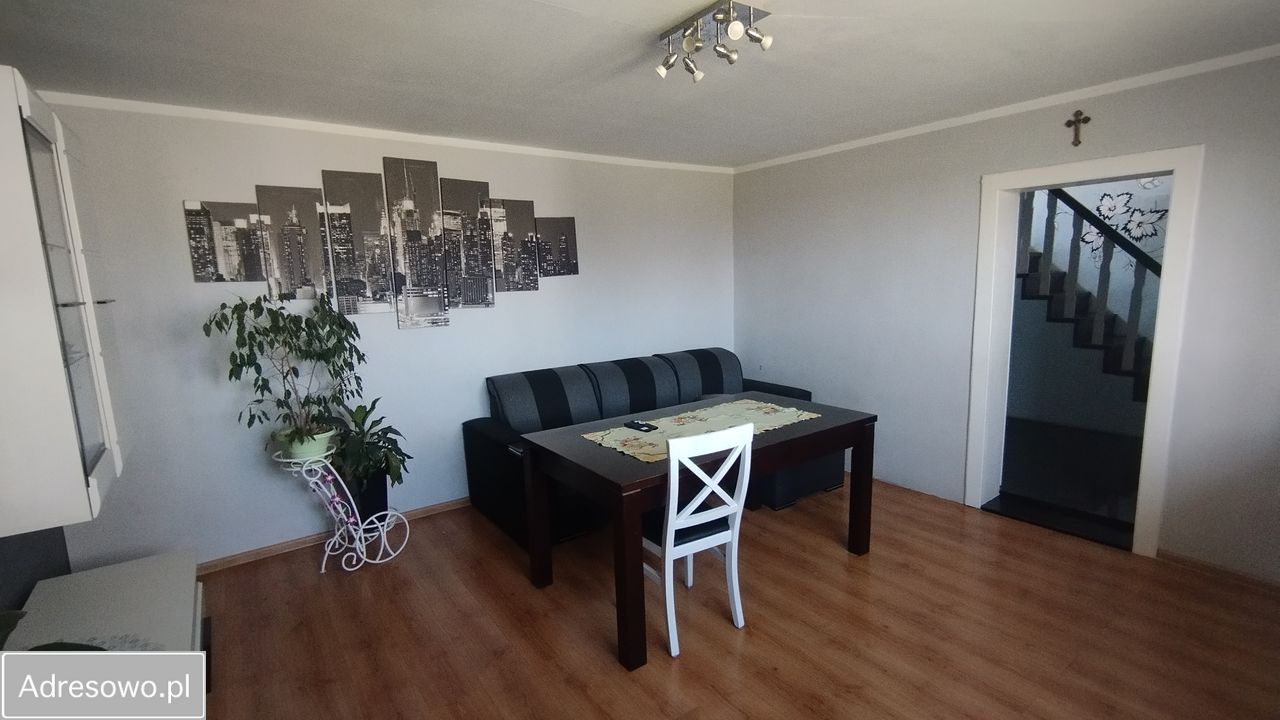 dom wolnostojący, 6 pokoi Wykroty. Zdjęcie 12