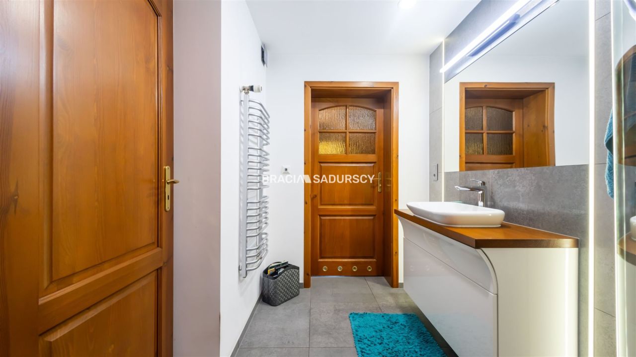 dom wolnostojący, 6 pokoi Przeginia Duchowna. Zdjęcie 37