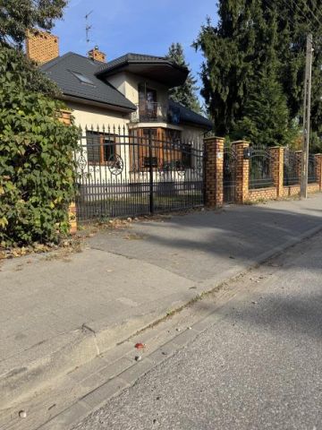 dom wolnostojący, 5 pokoi Sulejówek, ul. 11 Listopada. Zdjęcie 2