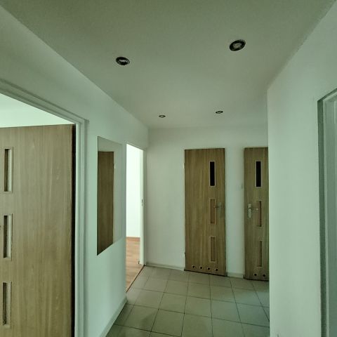 Mieszkanie 4-pokojowe Ostrołęka Centrum, ul. Henryka Sienkiewicza. Zdjęcie 1