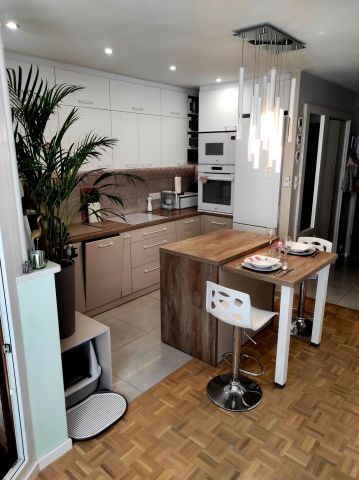 Mieszkanie 2-pokojowe Bielsko-Biała Kamienica, ul. gen. Józefa Kustronia. Zdjęcie 1