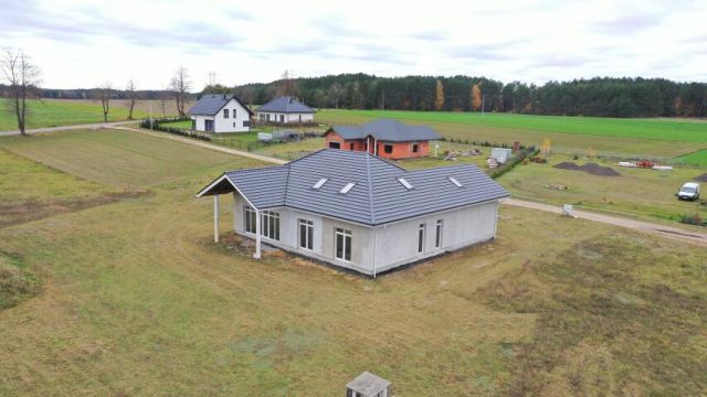 dom wolnostojący, 5 pokoi Czerwone. Zdjęcie 2