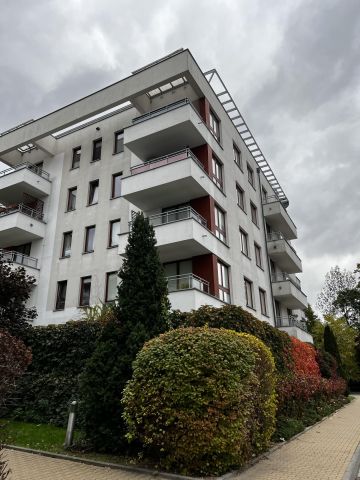 Mieszkanie 3-pokojowe Kraków Ruczaj, ul. dr. Jana Piltza. Zdjęcie 2