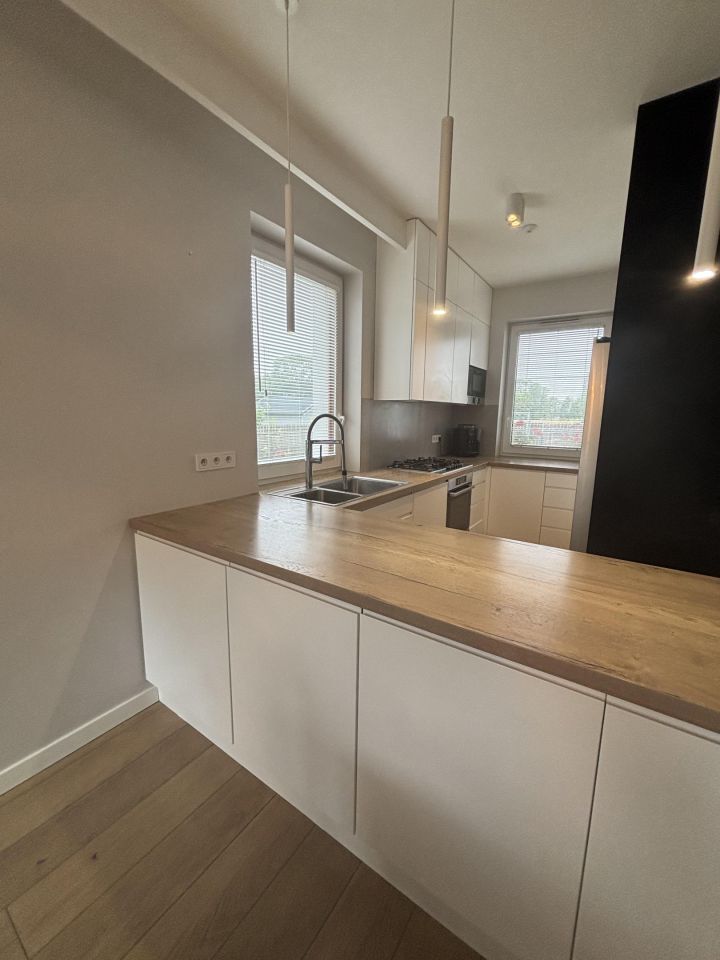 bliźniak, 6 pokoi Łomianki Dolne, ul. Kościelna Droga. Zdjęcie 30