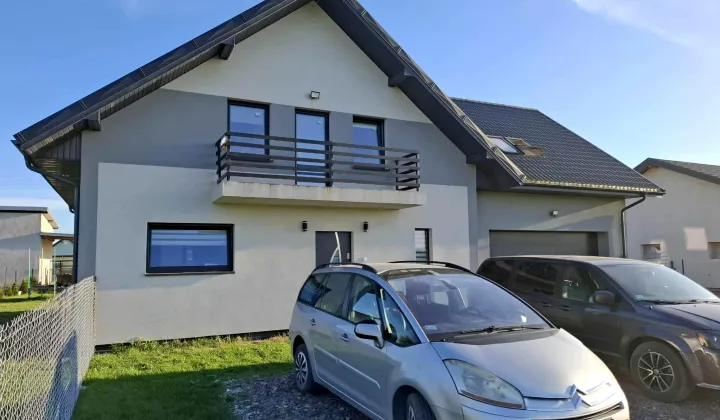 dom wolnostojący, 7 pokoi Nowy Sławacinek