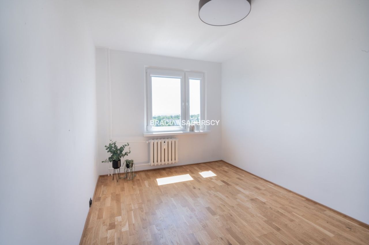 Mieszkanie 2-pokojowe Kraków Mistrzejowice, os. Bohaterów Września. Zdjęcie 16