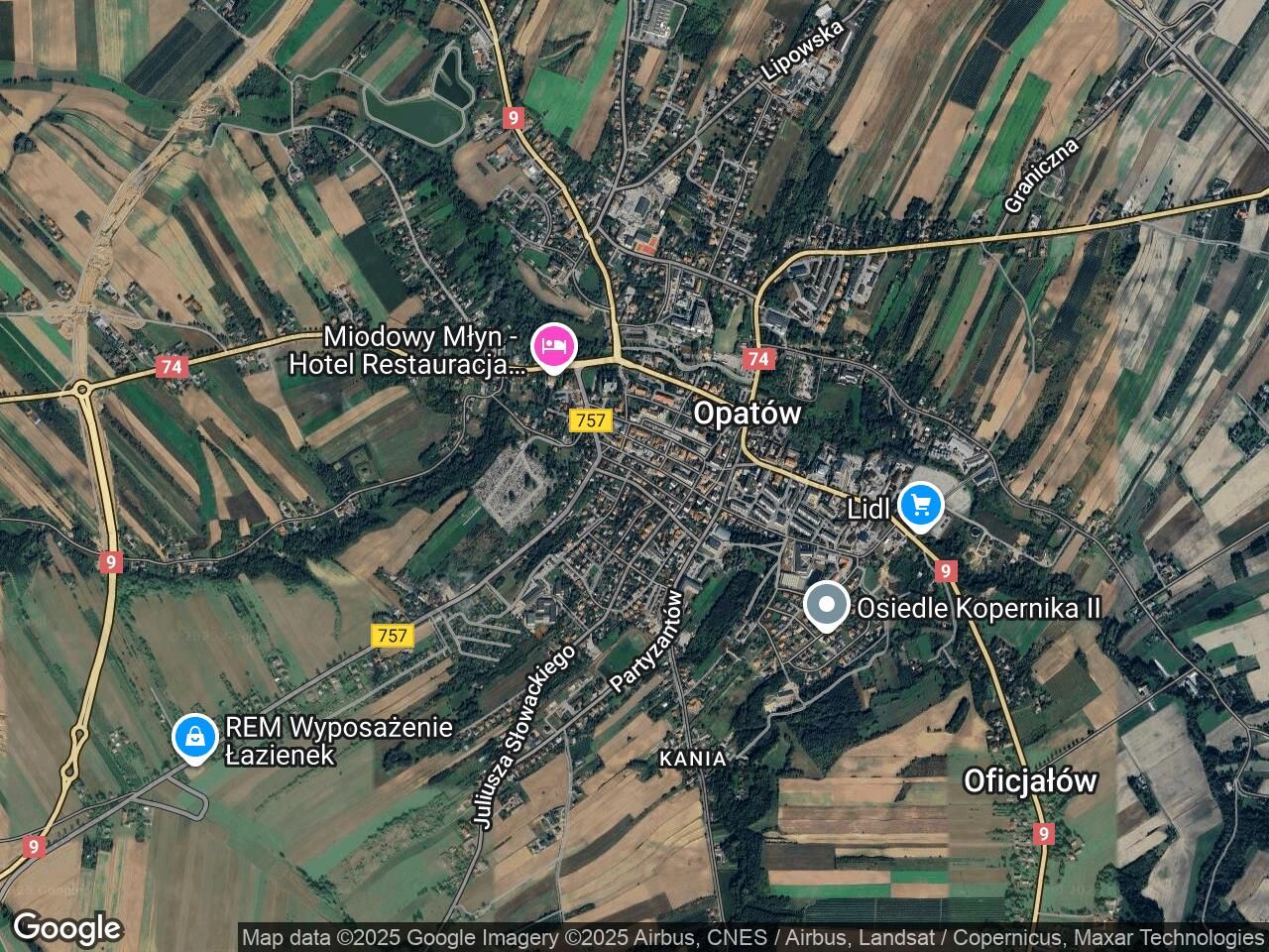 dom szeregowy, 7 pokoi Opatów, ul. Starowałowa