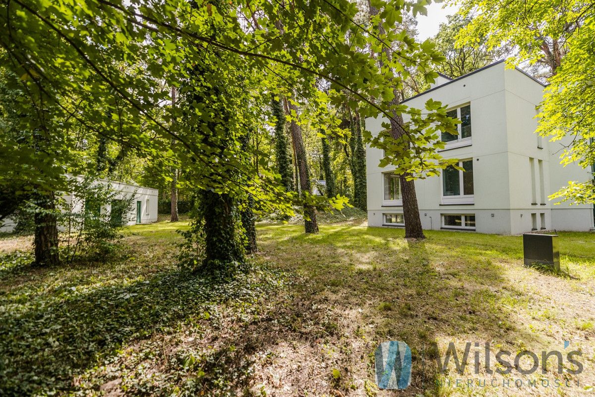 dom wolnostojący, 11 pokoi Podkowa Leśna, ul. Bukowa. Zdjęcie 23