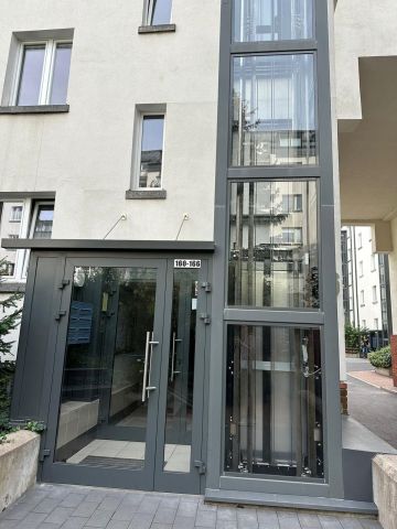 Mieszkanie 3-pokojowe Warszawa Śródmieście, ul. Hoża. Zdjęcie 5