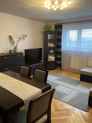 Mieszkanie 2-pokojowe Piotrków Trybunalski, ul. Kazimierza Wielkiego. Zdjęcie 1