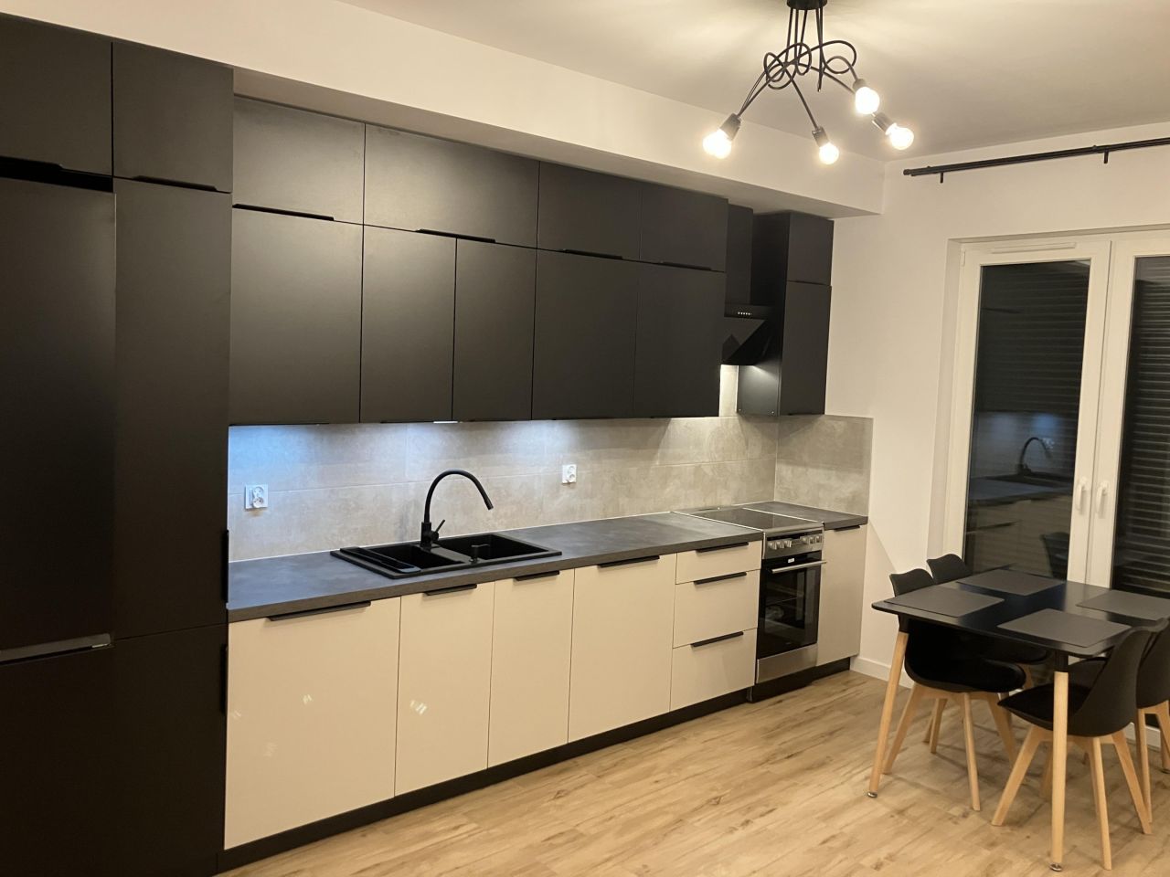 Mieszkanie 3-pokojowe Kowanówko, ul. Miłowody. Zdjęcie 3