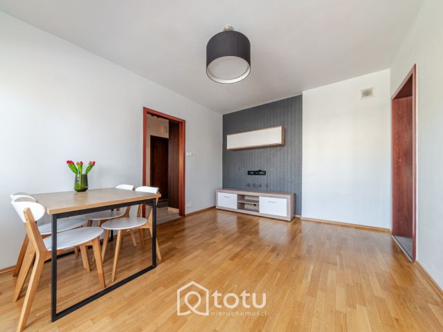 Mieszkanie 3-pokojowe Warszawa Praga-Południe, ul. Saska. Zdjęcie 1