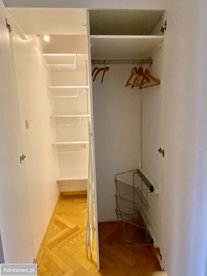 Mieszkanie 3-pokojowe Wrocław Stare Miasto, pl. Nowy Targ. Zdjęcie 14