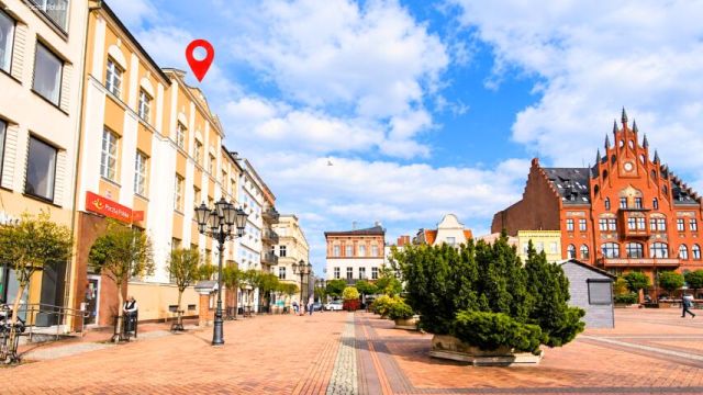 Biuro Chojnice, rynek Stary Rynek. Zdjęcie 1