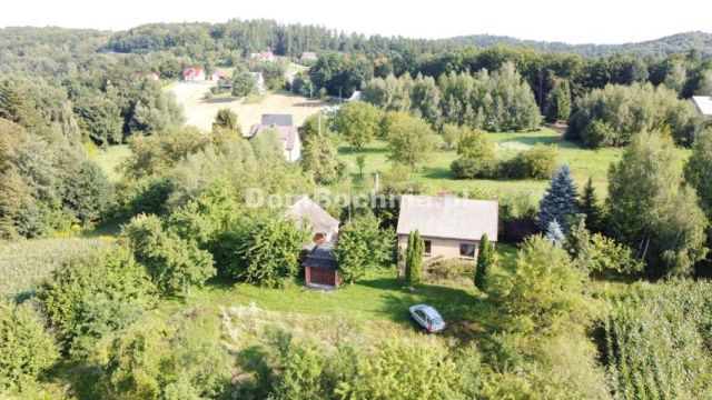 dom wolnostojący, 2 pokoje Nieprześnia. Zdjęcie 12