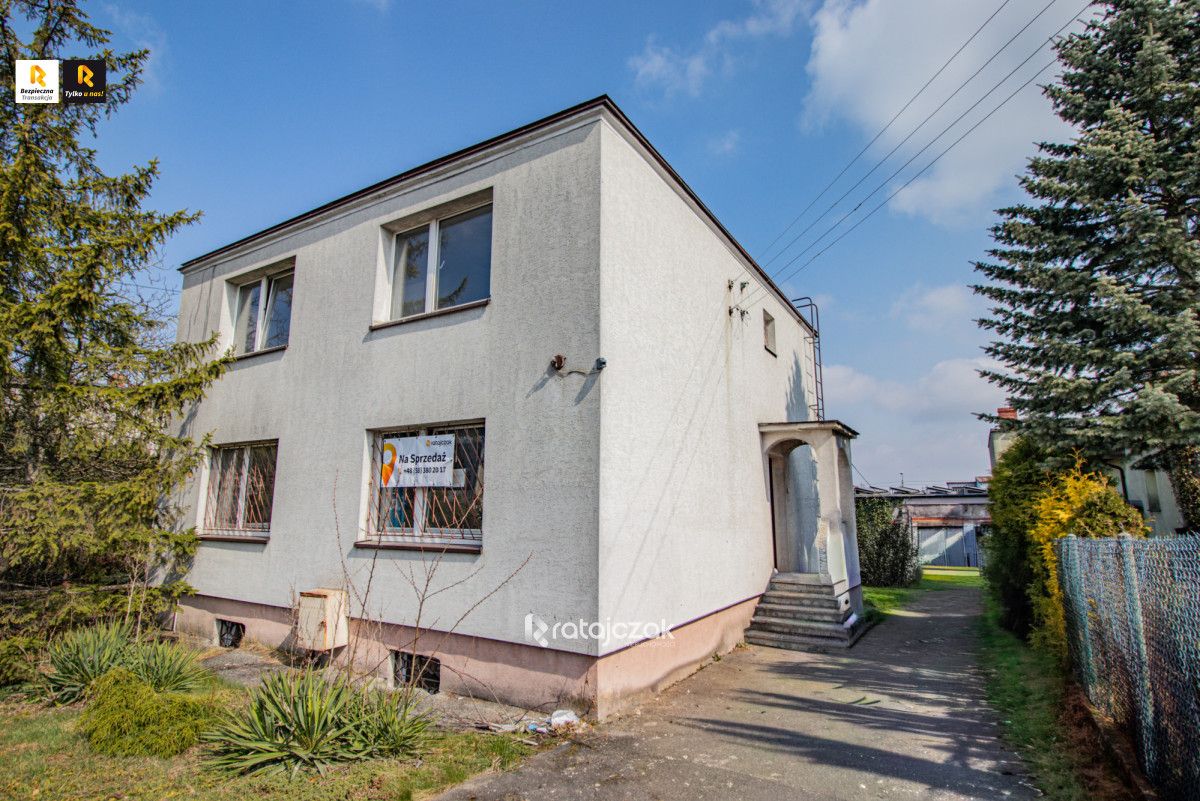 dom wolnostojący, 6 pokoi Rumia, ul. Tatrzańska. Zdjęcie 1