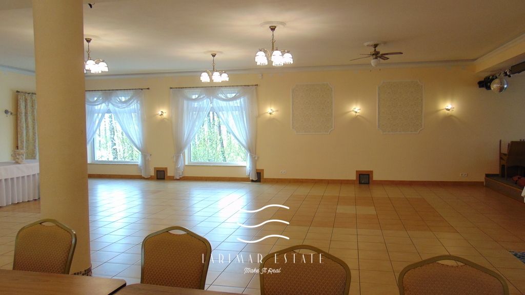 Lokal Józefów, ul. Wiązowska. Zdjęcie 10