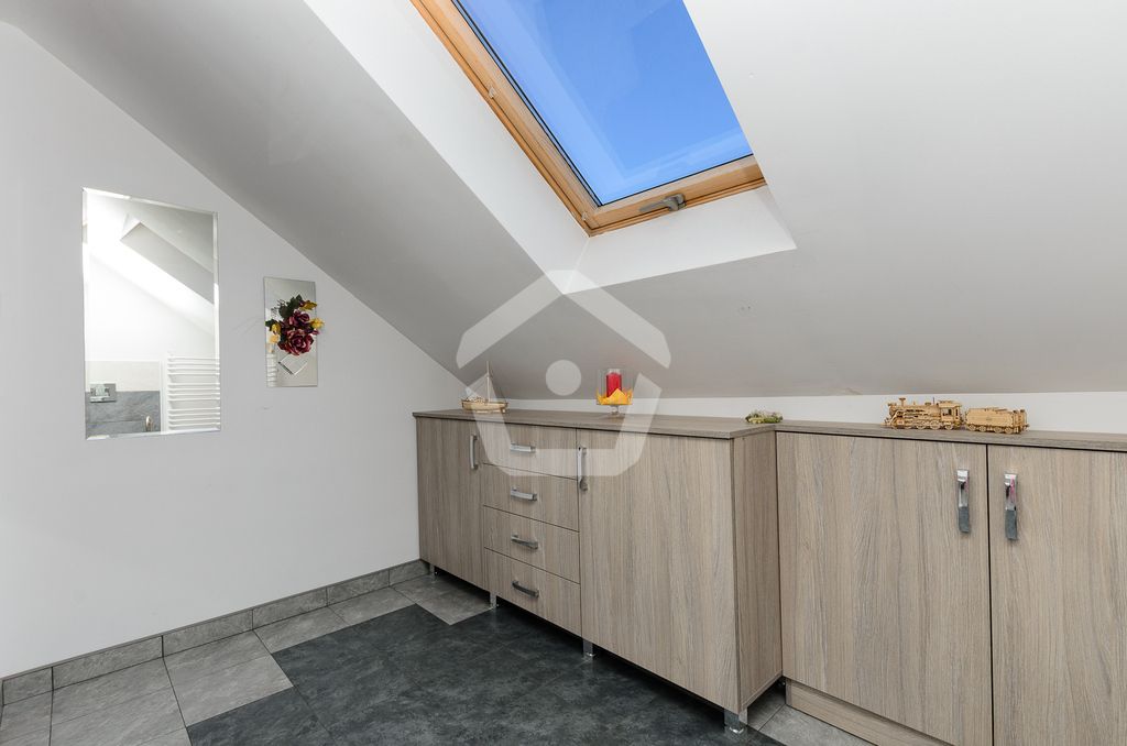 dom wolnostojący, 5 pokoi Widełka. Zdjęcie 20