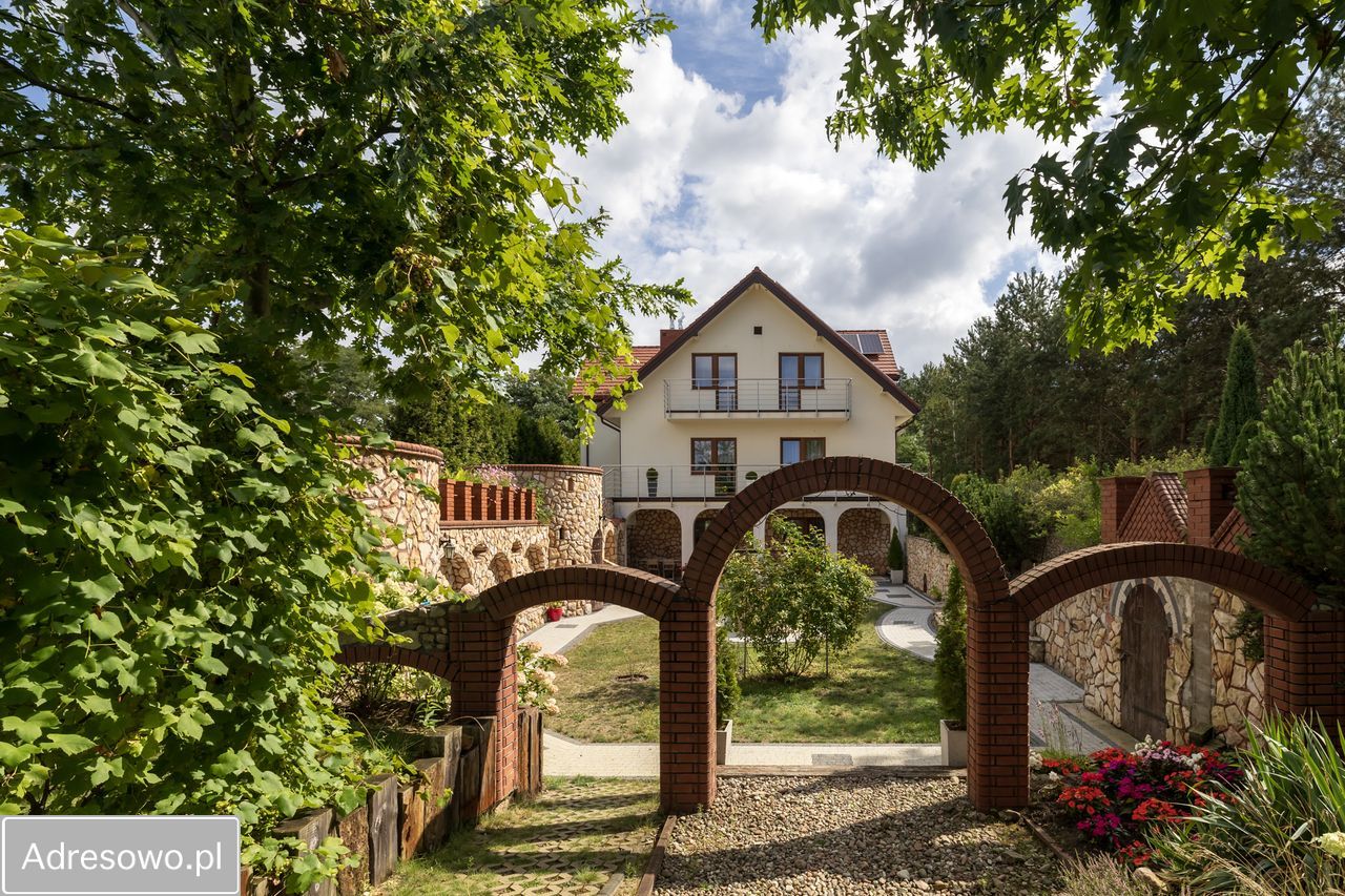 dom wolnostojący, 8 pokoi Huta Partacka. Zdjęcie 8