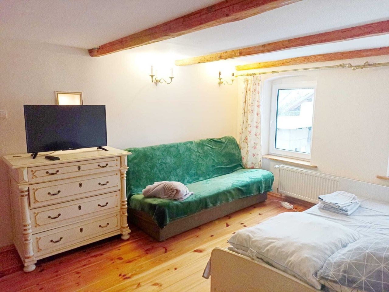 Mieszkanie 2-pokojowe Stronie Śląskie, ul. Dolna. Zdjęcie 4