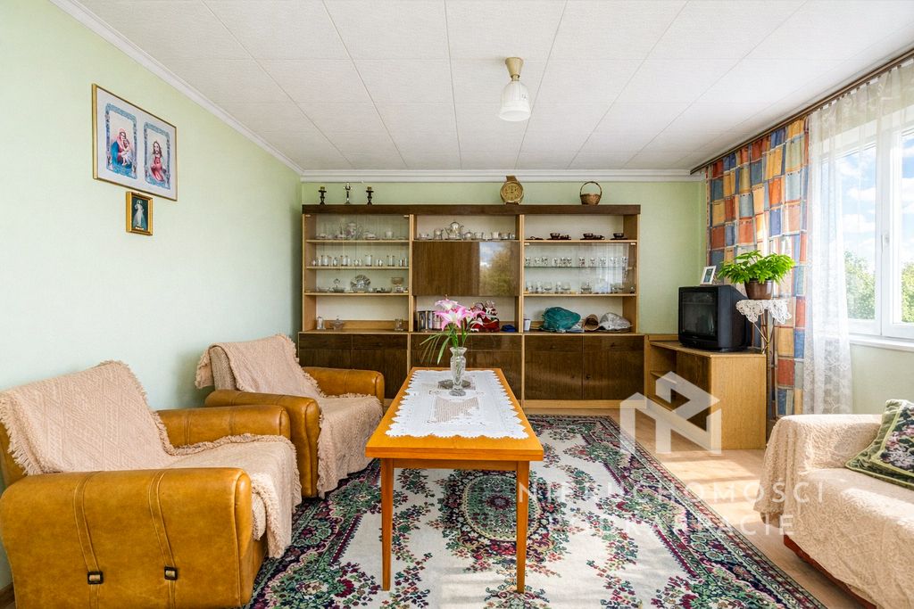 dom wolnostojący, 6 pokoi Borek Stary. Zdjęcie 12