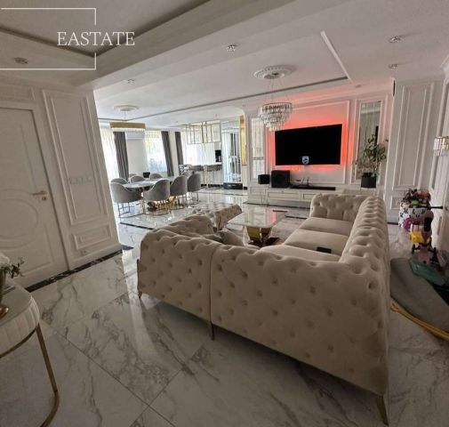 Mieszkanie 4-pokojowe Warszawa Wesoła, ul. Fabryczna. Zdjęcie 1