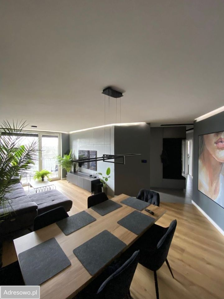 Mieszkanie 4-pokojowe Oleśnica, ul. Koszarowa. Zdjęcie 5