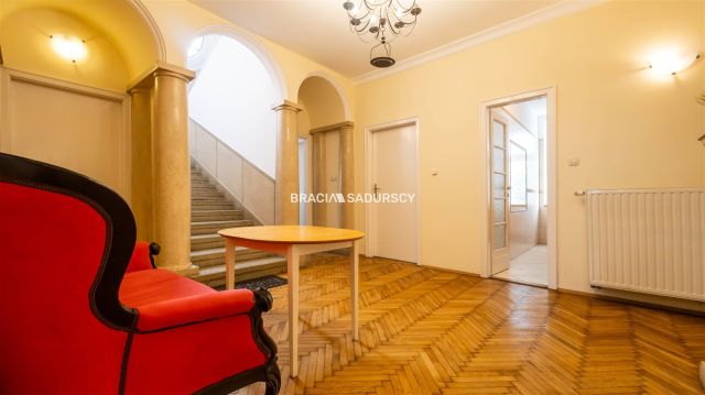 dom wolnostojący, 13 pokoi Kraków Prądnik Czerwony, ul. Pocieszka. Zdjęcie 3