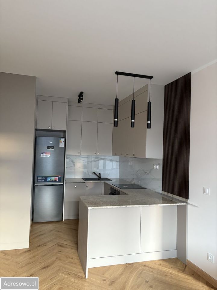 Mieszkanie 3-pokojowe Piastów, al. Wojska Polskiego. Zdjęcie 9