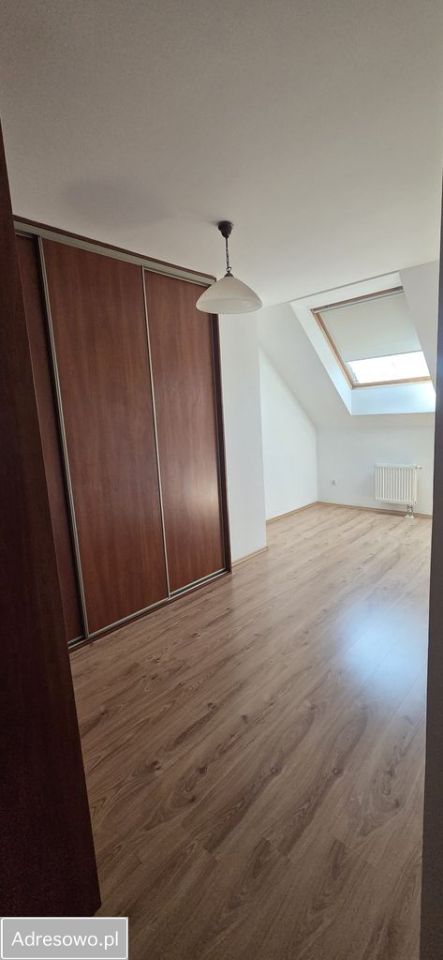 Mieszkanie 3-pokojowe Kąty Wrocławskie, ul. 1 Maja. Zdjęcie 3