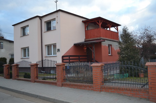 dom wolnostojący, 5 pokoi Brodnica Michałowo. Zdjęcie 1