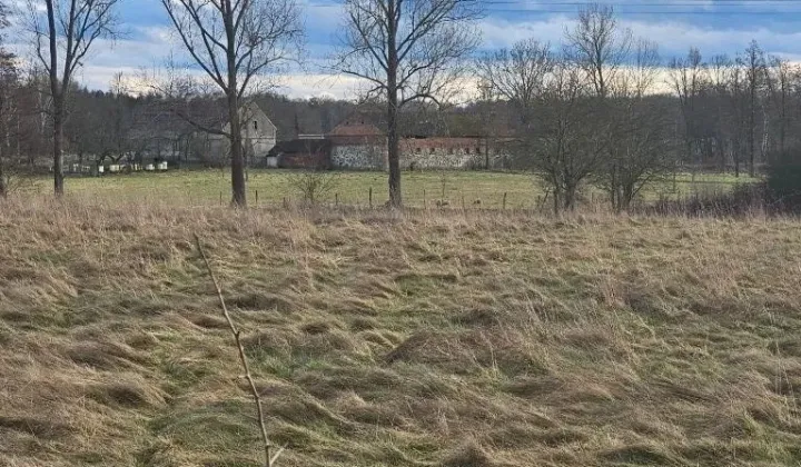 Działka budowlana Brzeźnica