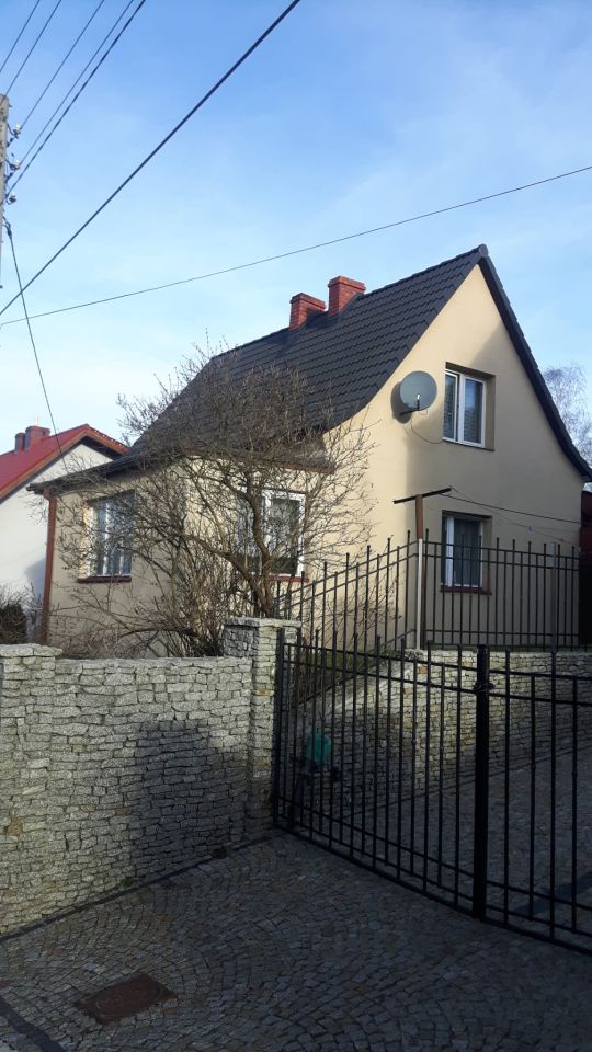 dom wolnostojący, 5 pokoi Wałbrzych Podgórze, ul. Juliana Fałata