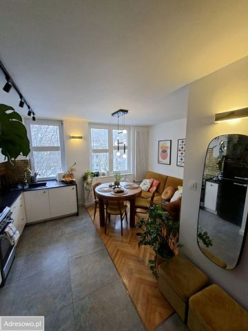 Mieszkanie 3-pokojowe Warszawa Praga-Południe, ul. Afrykańska. Zdjęcie 1