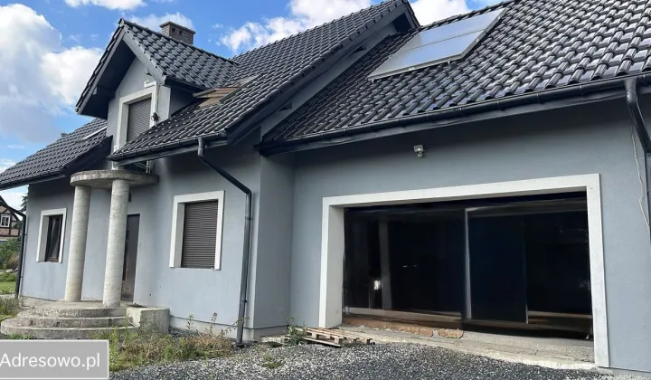 dom wolnostojący, 6 pokoi Ustronie