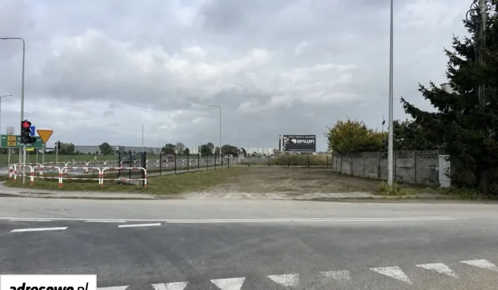 Działka inwestycyjna Dąbrówka