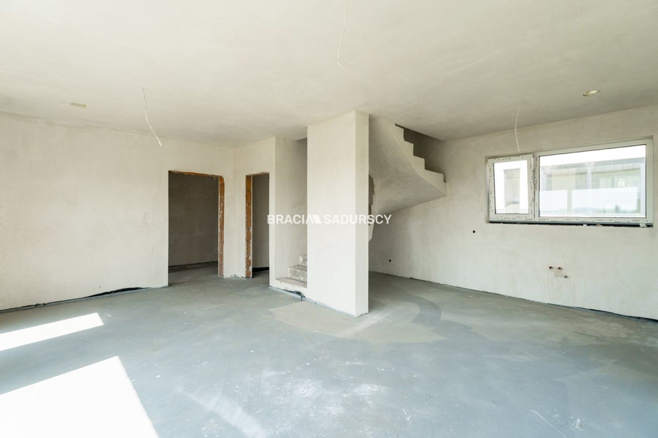 dom wolnostojący, 4 pokoje Ujazd. Zdjęcie 9