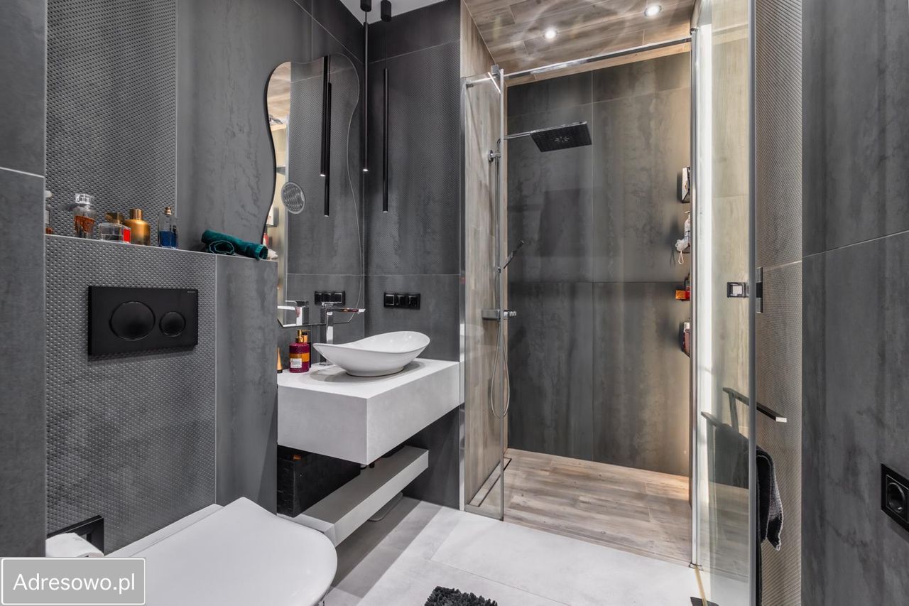 dom wolnostojący, 6 pokoi Świdnik. Zdjęcie 2