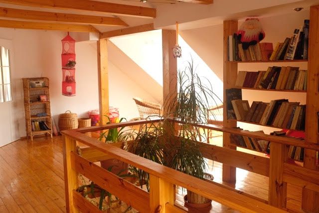 dom wolnostojący, 6 pokoi Cząstkowo. Zdjęcie 11