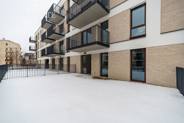 Mieszkanie 3-pokojowe Stara Iwiczna. Zdjęcie 1