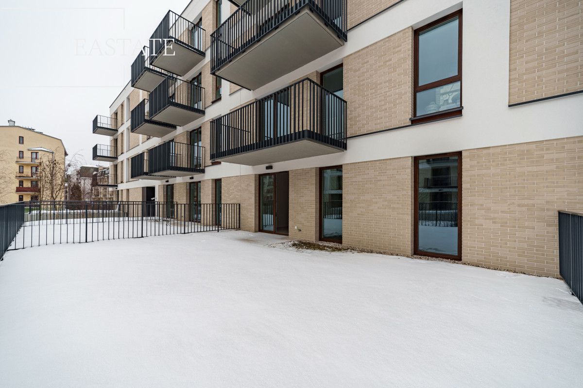 Mieszkanie 3-pokojowe Stara Iwiczna. Zdjęcie 1